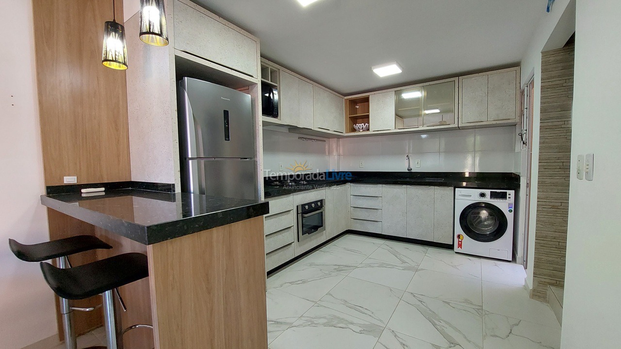 Apartamento para alquiler de vacaciones em Bombinhas (Praia de Quatro Ilhas)