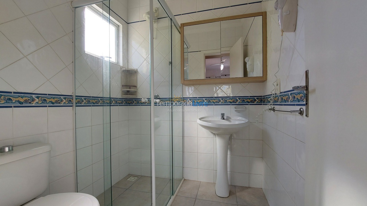 Apartamento para alquiler de vacaciones em Bombinhas (Praia de Quatro Ilhas)