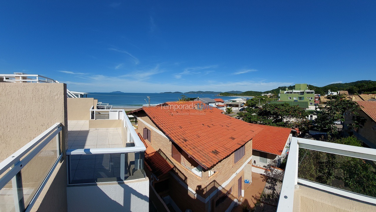 Apartamento para alquiler de vacaciones em Bombinhas (Praia de Quatro Ilhas)