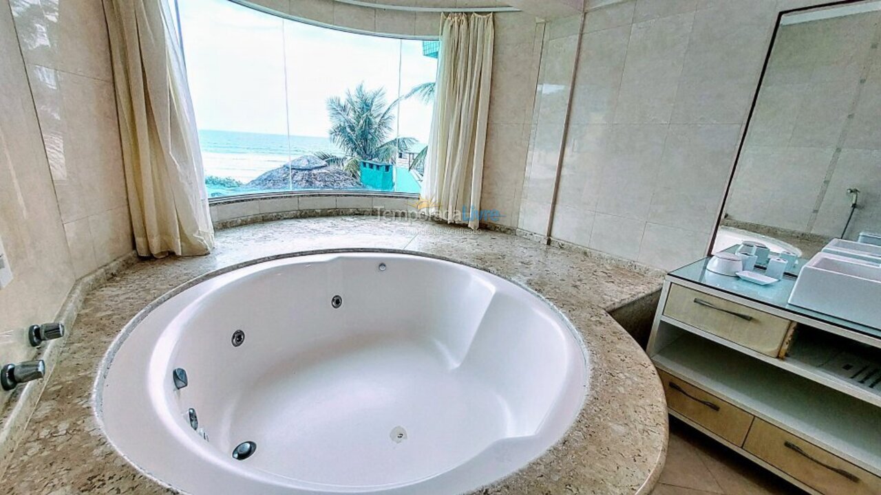 Casa para aluguel de temporada em Bombinhas (Praia de Bombas)