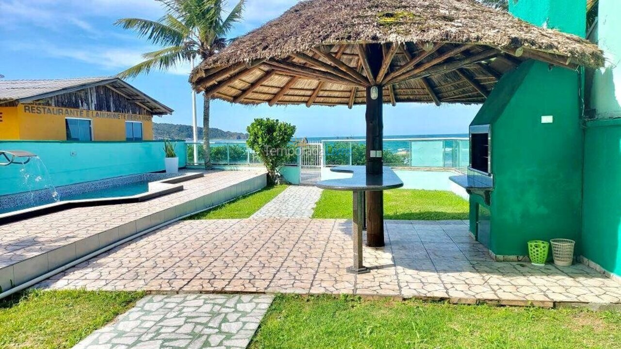 Casa para aluguel de temporada em Bombinhas (Praia de Bombas)