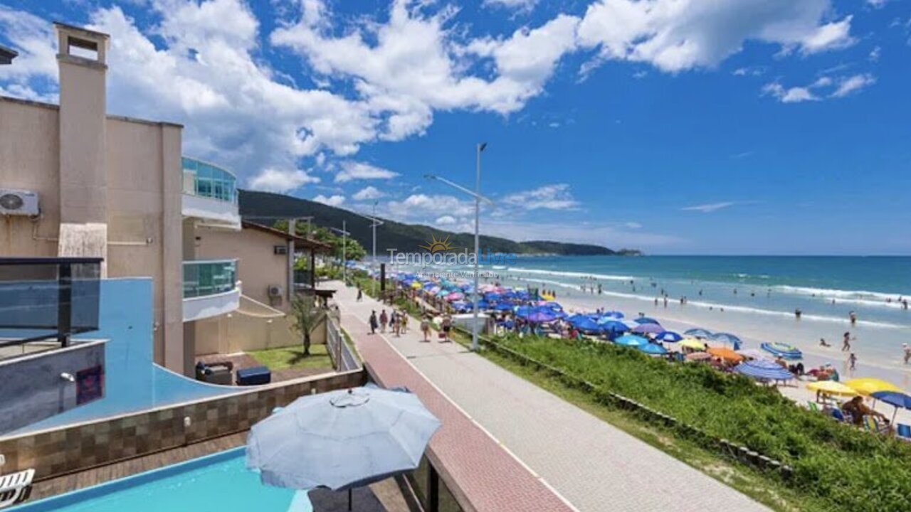 House for vacation rental in Bombinhas (Praia de Bombas)