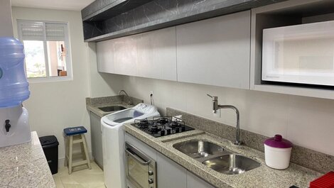 APARTAMENTO DE ALTO STANDARD, NUEVO, TERRAZO CLUBE, 02 DORMITORIOS, PISCINA