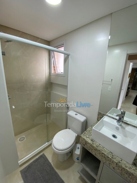 Apartamento para alquiler de vacaciones em Bombinhas (Praia de Bombas)