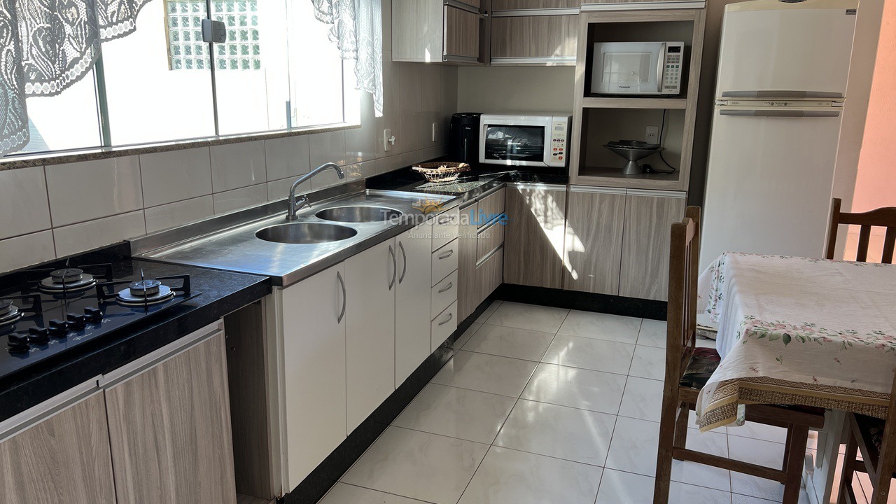 Casa para alquiler de vacaciones em Bombinhas (Mariscal)