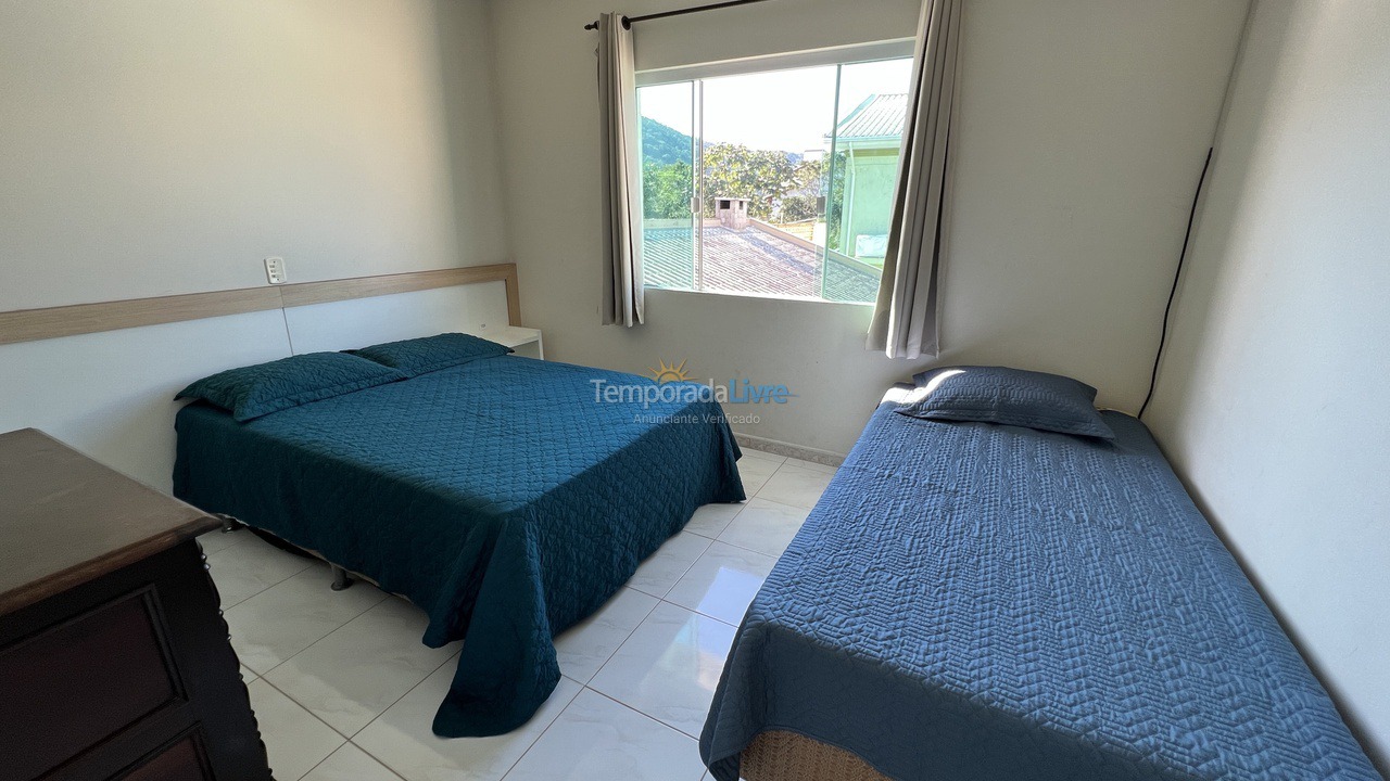 Casa para alquiler de vacaciones em Bombinhas (Mariscal)