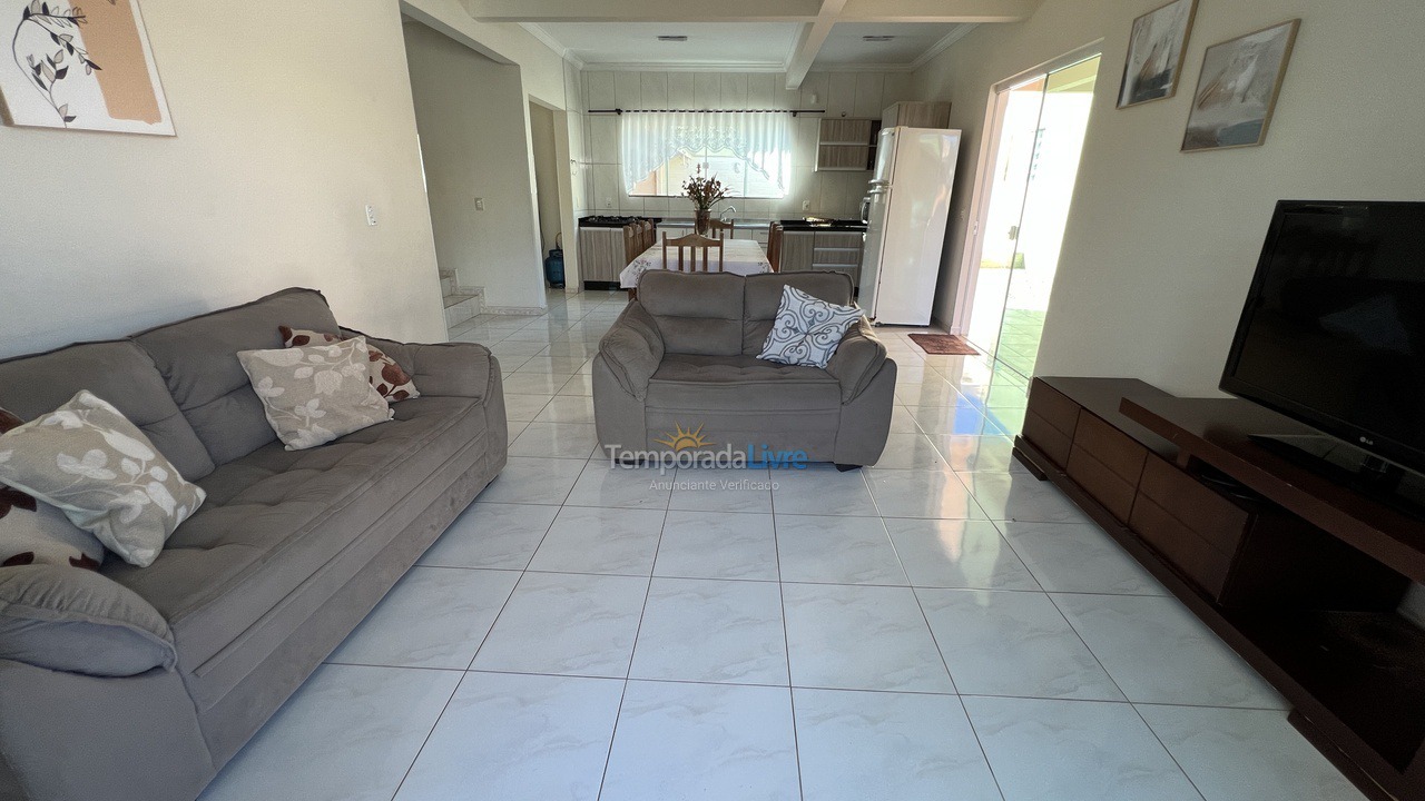 Casa para alquiler de vacaciones em Bombinhas (Mariscal)