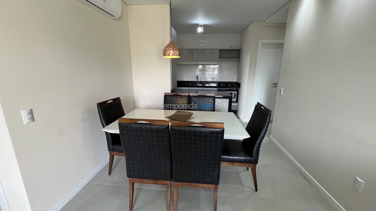 Apartment for vacation rental in Bombinhas (Mariscal)