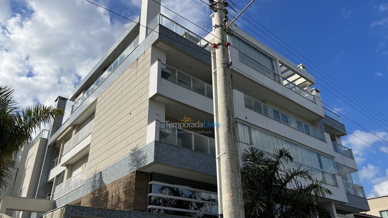 Apartment for vacation rental in Bombinhas (Mariscal)