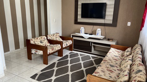 Apartamento Térreo 02 dormitórios na Praia do Canto Grande