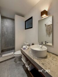 Luminoso | Gimnasio | piscina en el techo