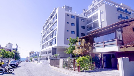 Vista praia - aproximadamente 100 metros