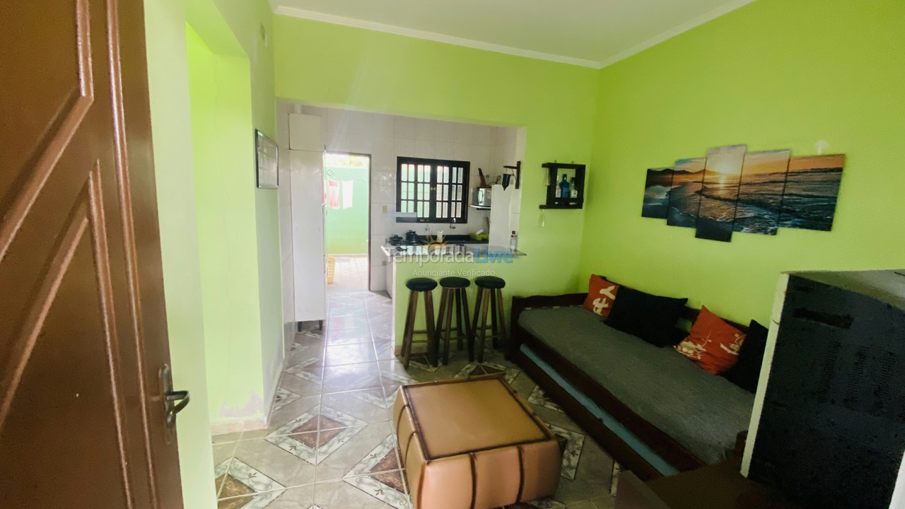 Casa para alquiler de vacaciones em Itanhaém (Balneário California)