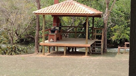 Beautiful ranch on the banks of the battle river