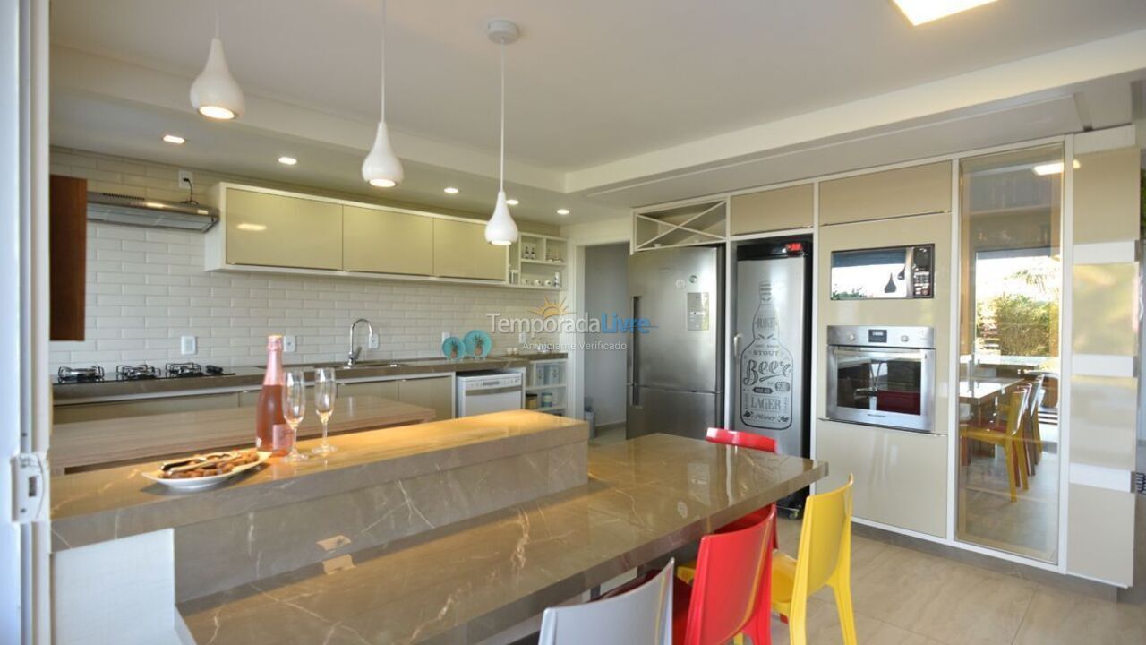 House for vacation rental in Bombinhas (Mariscal)