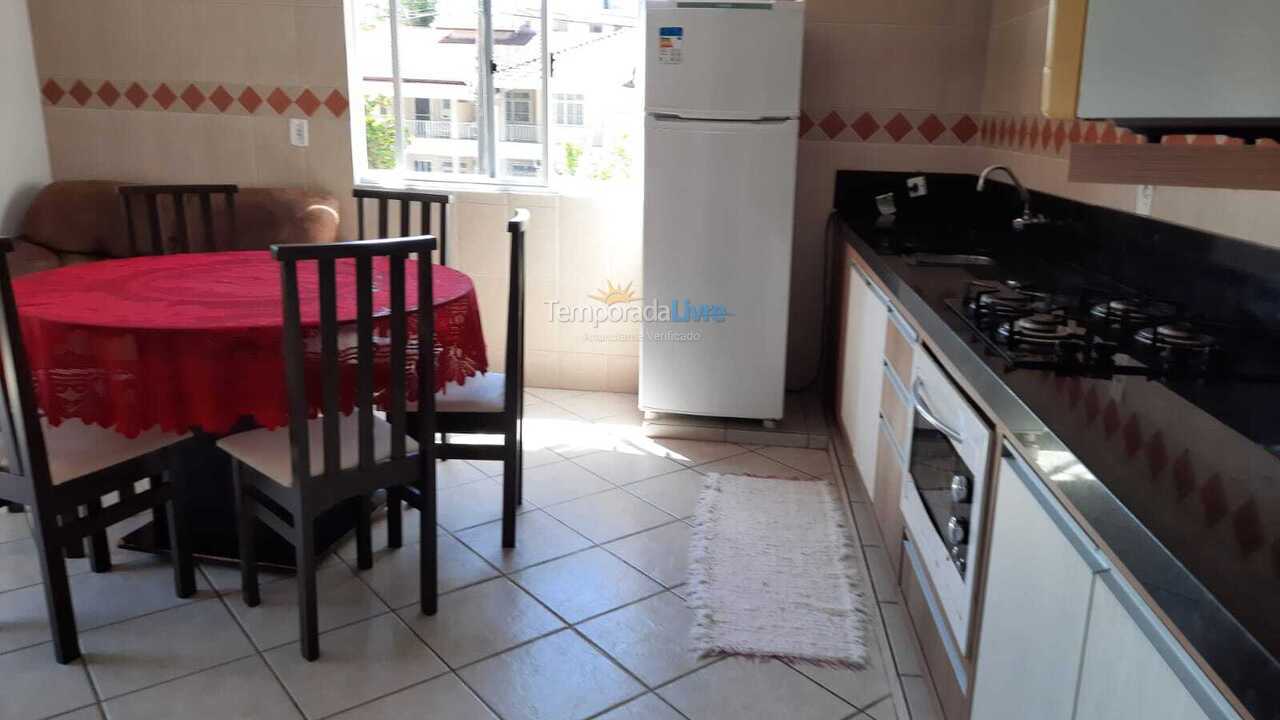 Apartamento para aluguel de temporada em Bombinhas (Canto Grande)