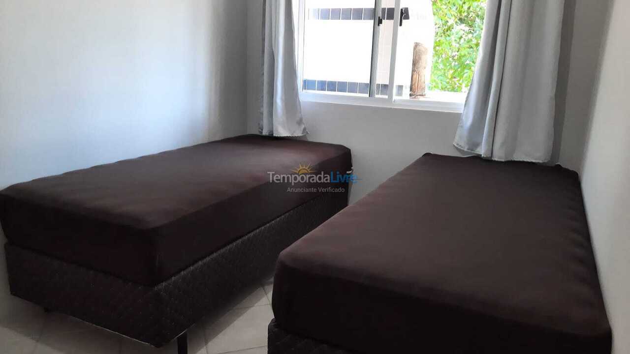 Apartamento para aluguel de temporada em Bombinhas (Canto Grande)