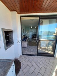 Incrível apartamento com vista para o mar e piscina!