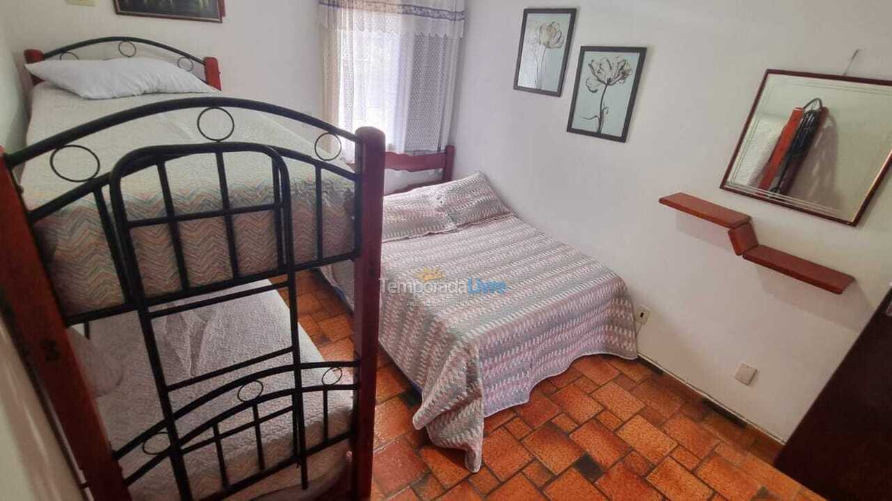 Apartamento para aluguel de temporada em Ubatuba (Praia Grande)