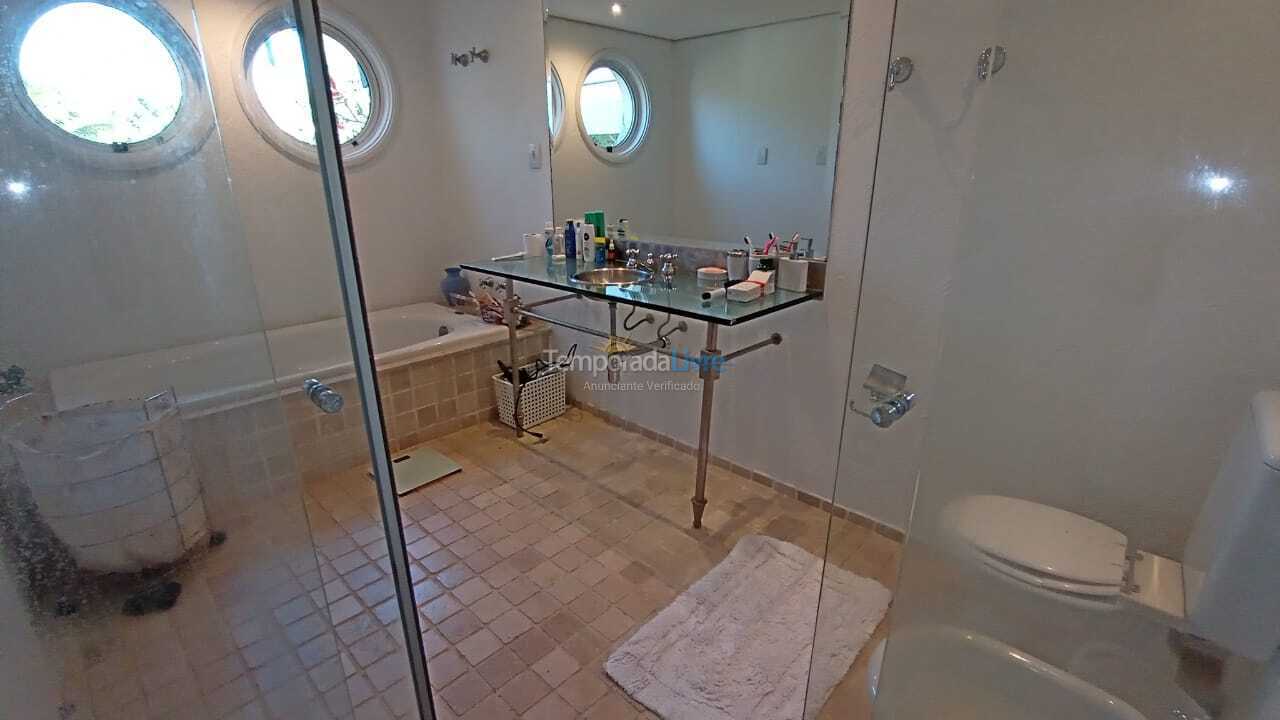 House for vacation rental in São Sebastião (Praia da Baleia)