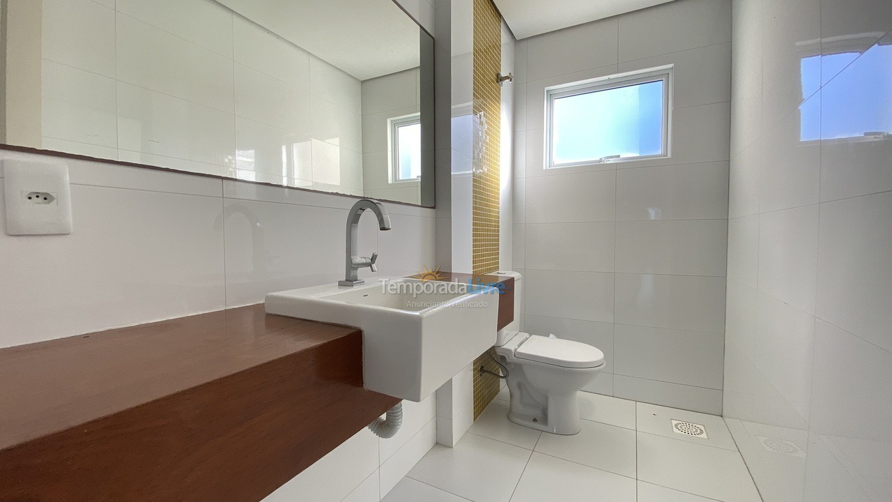 Casa para aluguel de temporada em Bombinhas (Canto Grande)