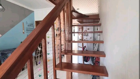 Casa cerca de la playa Martim de Sá