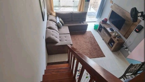 Casa cerca de la playa Martim de Sá