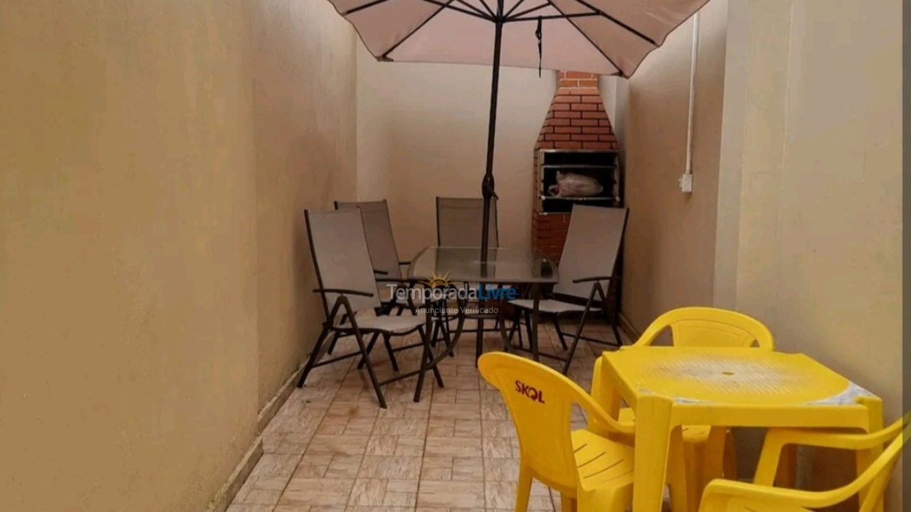 Casa para alquiler de vacaciones em Caraguatatuba (Praia Martim de Sá)