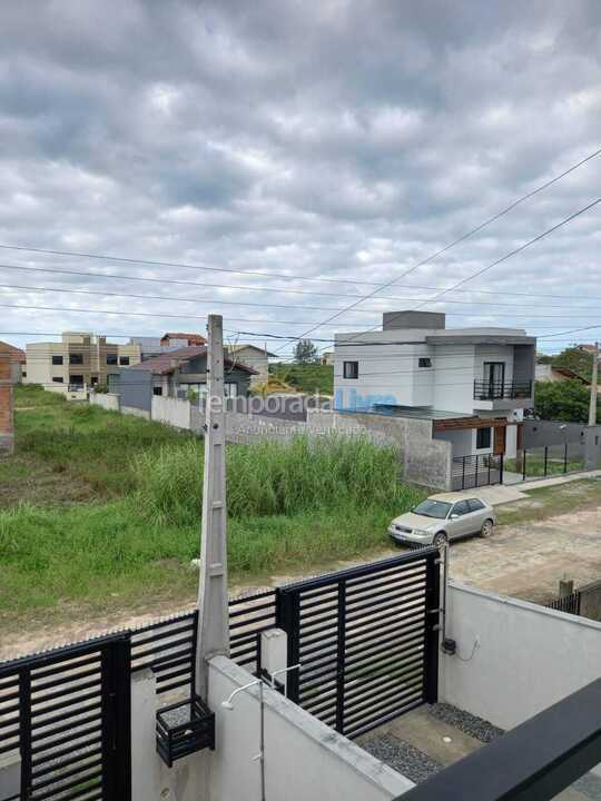 Casa para aluguel de temporada em São Francisco do Sul (Praia Grande)