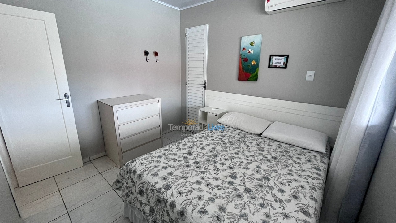 Casa para aluguel de temporada em Bombinhas (Canto Grande)