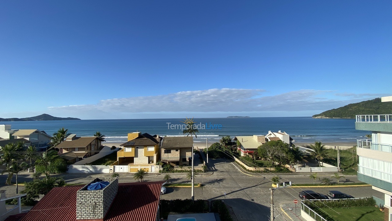 Apartamento para aluguel de temporada em Bombinhas (Canto Grande)