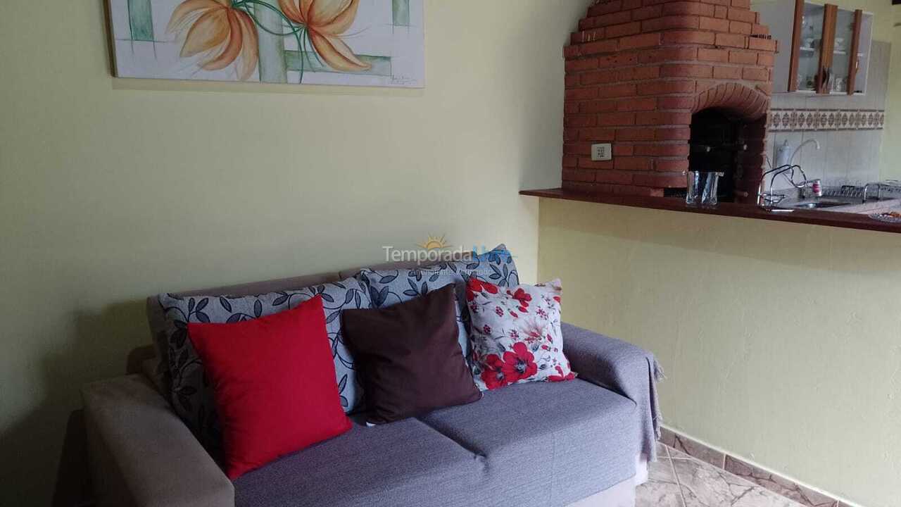 Casa para alquiler de vacaciones em águas de Lindóia (Jd Lazari)