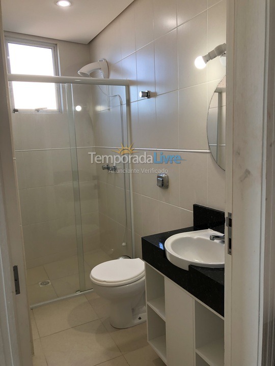 Apartamento para aluguel de temporada em Itapema (Meia Praia)