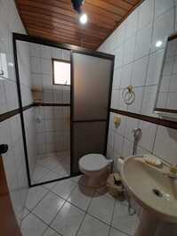 Ótimo apto a 150m da Praia