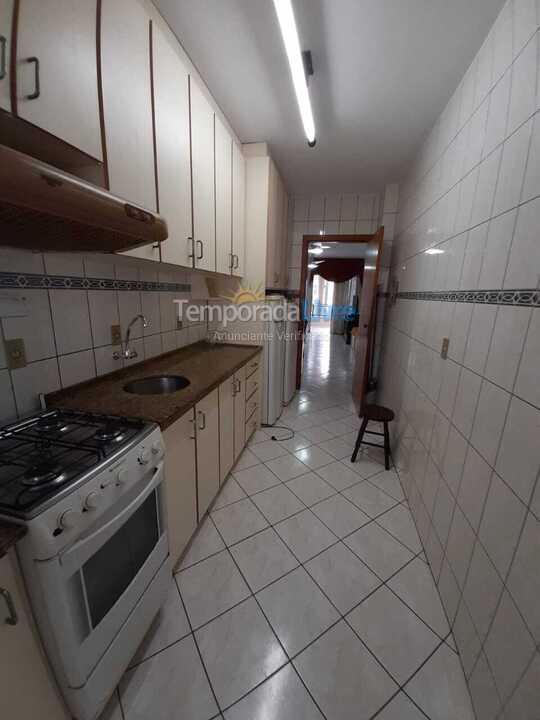 Apartamento para aluguel de temporada em Itapema (Meia Praia)