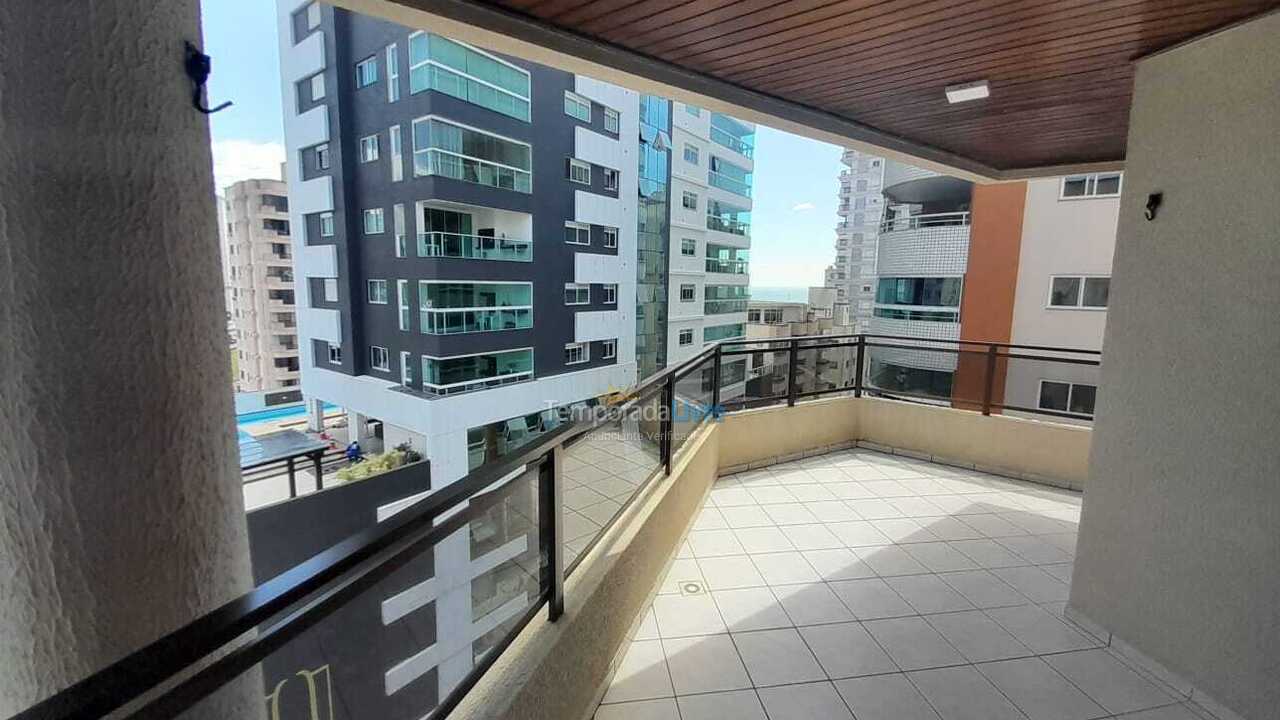 Apartamento para aluguel de temporada em Itapema (Meia Praia)