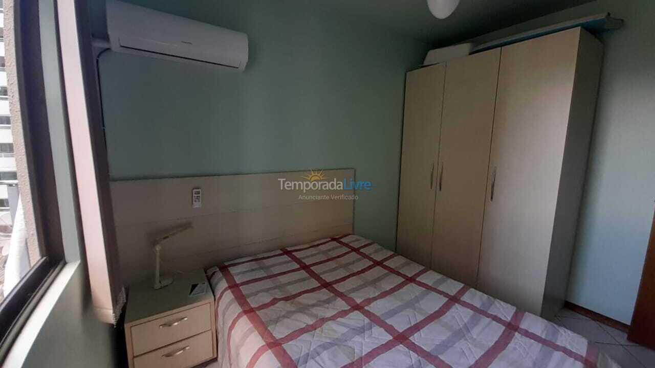 Apartamento para aluguel de temporada em Itapema (Meia Praia)