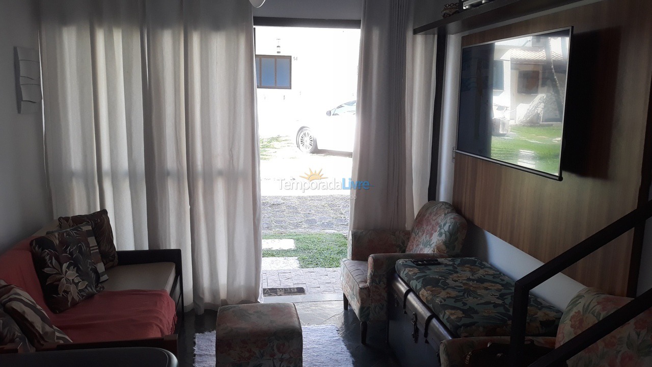 Casa para aluguel de temporada em Ubatuba (Praia das Toninhas)