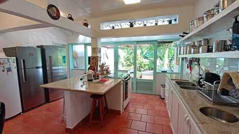 HOUSE IN CONDOMINIUM PÉ NA AREIA IN JUQUEHY