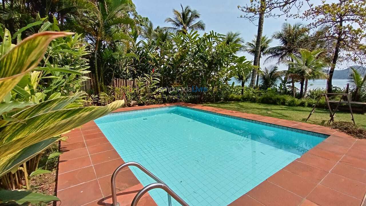 House for vacation rental in São Sebastião (Praia da Baleia)