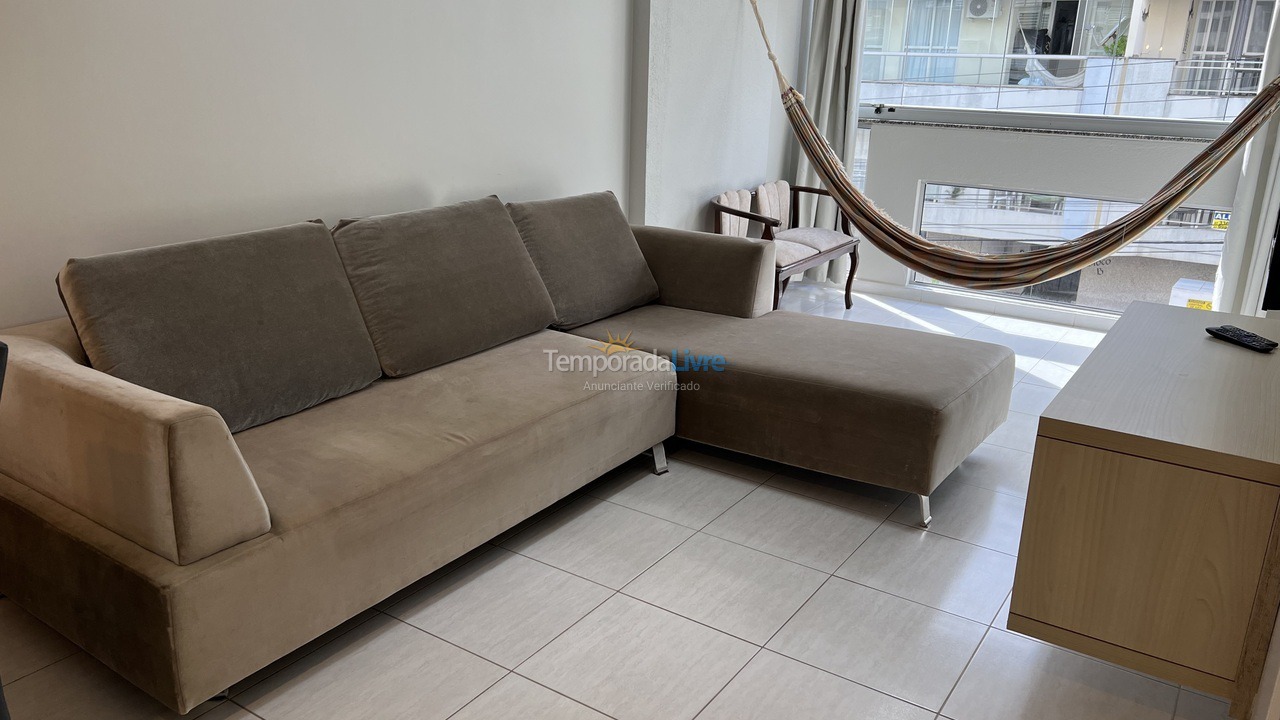 Apartment for vacation rental in Bombinhas (Praia de Bombas)