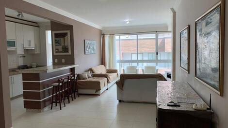 PÉ NA AREIA - APTO LINDA VISTA MAR E ÓTIMA LOCALIZAÇÕA