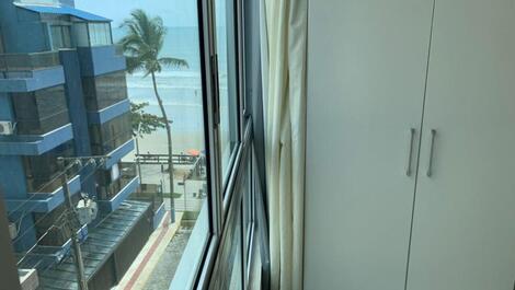 PÉ NA AREIA - APTO LINDA VISTA MAR E ÓTIMA LOCALIZAÇÕA