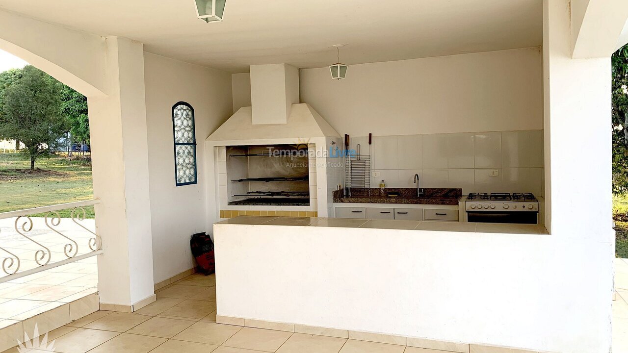 Casa para aluguel de temporada em Elias Fausto (Vila Cachoeirinha)