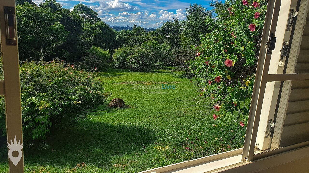 Casa para aluguel de temporada em Indaiatuba (Chácaras Videiras de Itaici)