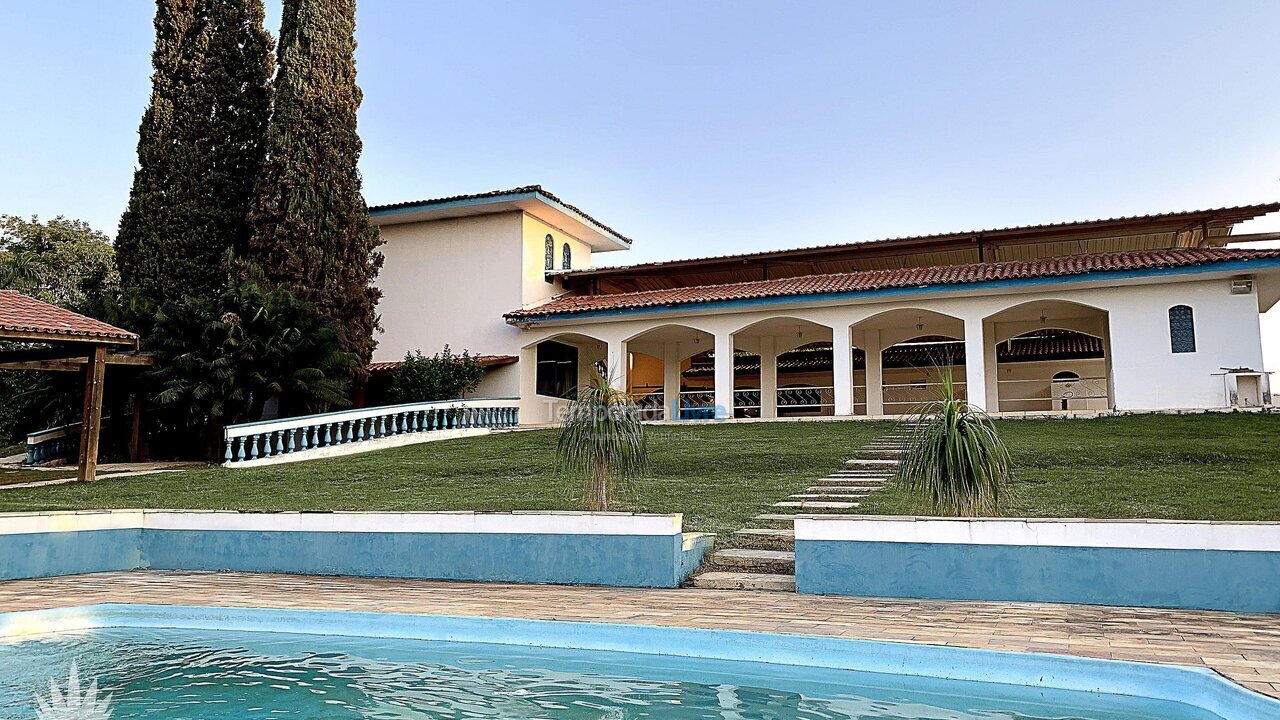 Casa para aluguel de temporada em Elias Fausto (Vila Cachoeirinha)