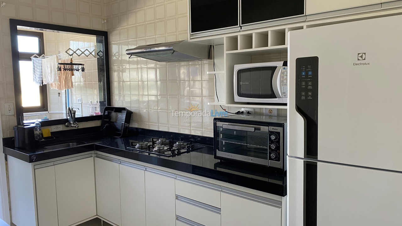 Apartamento para aluguel de temporada em Caraguatatuba (Martim de Sá)