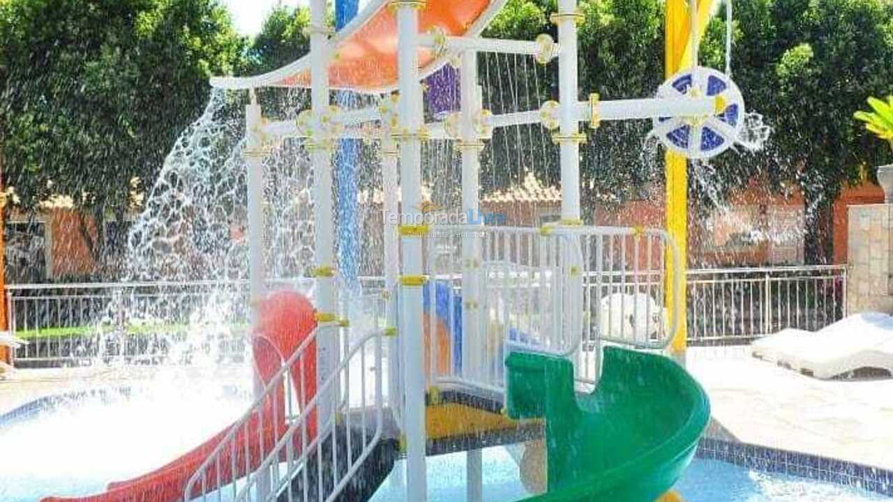 Apartamento para alquiler de vacaciones em Caldas Novas (Grupo Diroma Fiore)