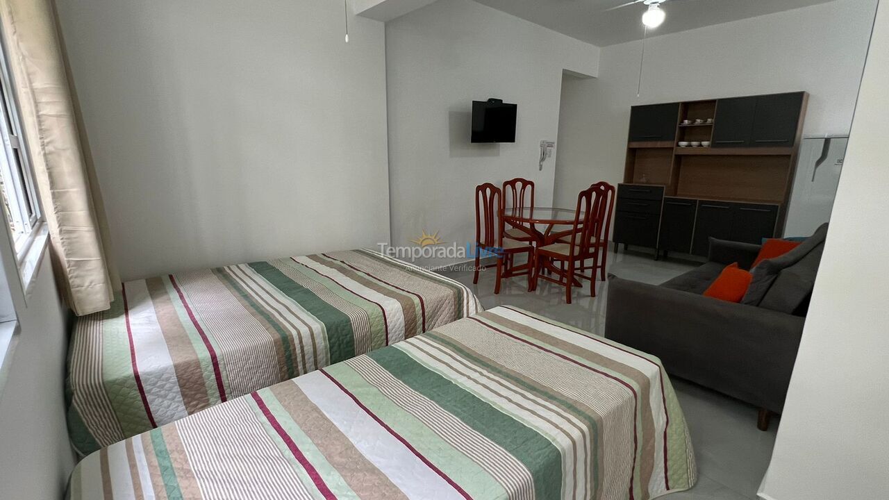 Apartment for vacation rental in Guarujá (Pitangueiras)