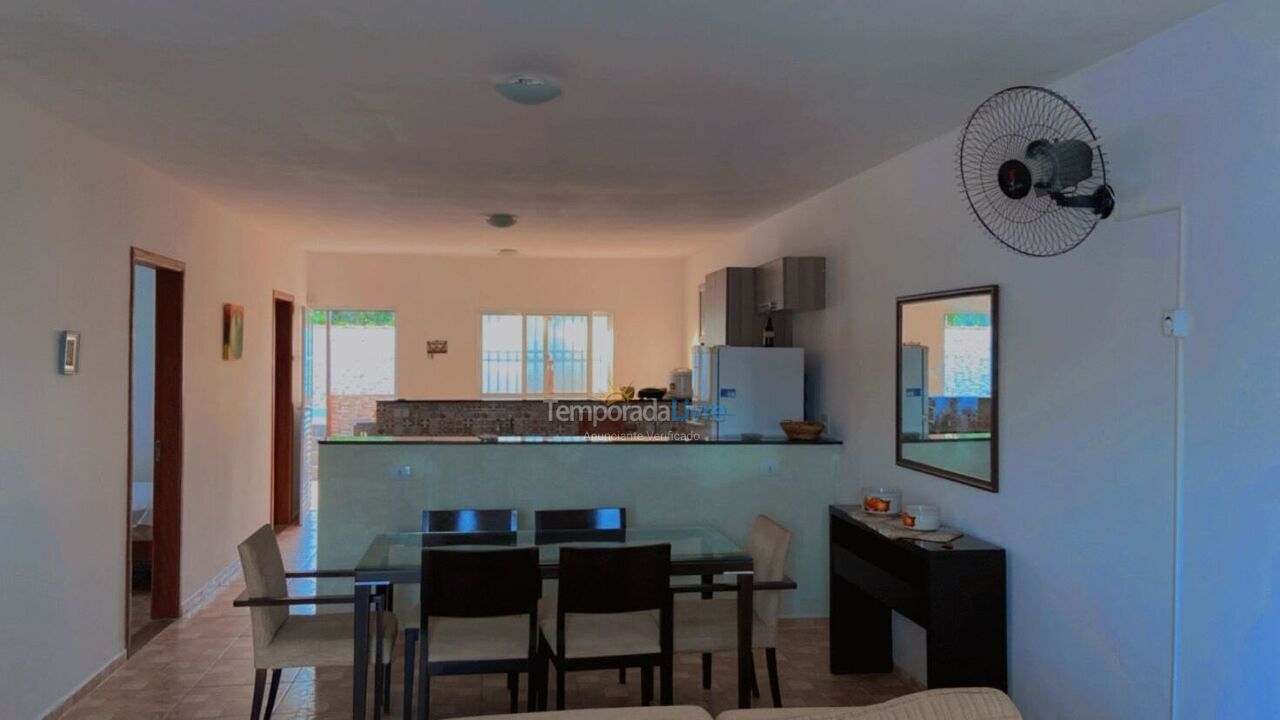 Casa para alquiler de vacaciones em Peruíbe (Estancia São José)